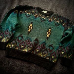 Vintage wool sweater in deep teal with diamond pattern, size Large